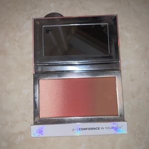 It Cosmetics Confidence in Your Glow palette